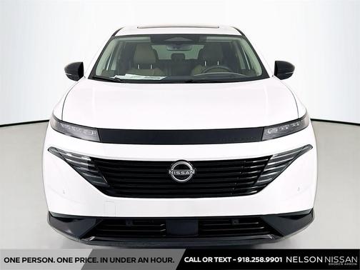 Everest White Pearl Tricoat 2026 Nissan Murano Platinum