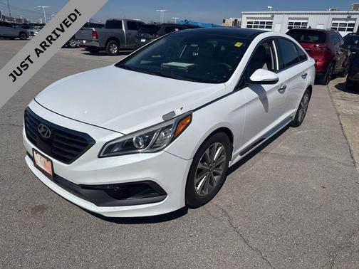 Quartz White Pearl 2016 Hyundai SONATA Limited
