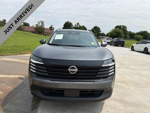 Gun Metallic 2025 Nissan Kicks SV