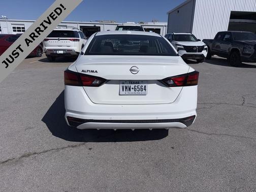 2025 Nissan Altima 2.5 SV