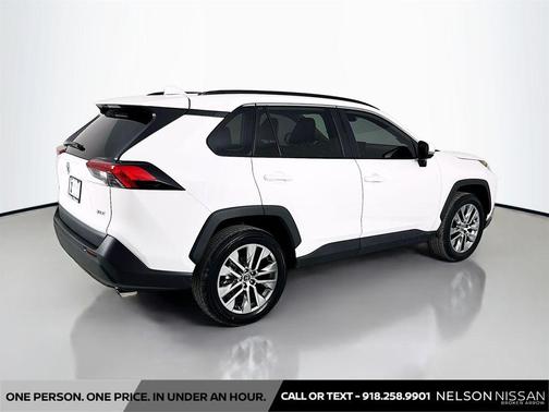 2020 Toyota RAV4 XLE Premium