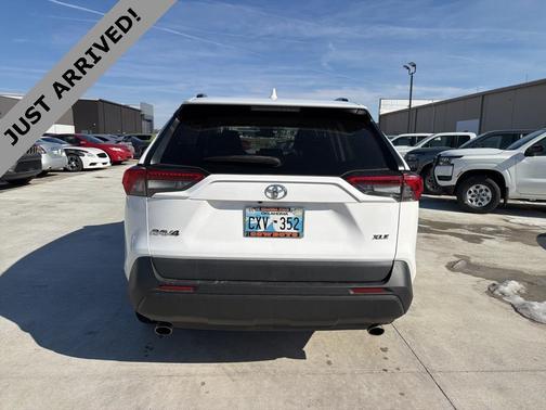 2020 Toyota RAV4 XLE Premium