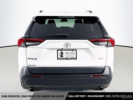 2020 Toyota RAV4 XLE Premium