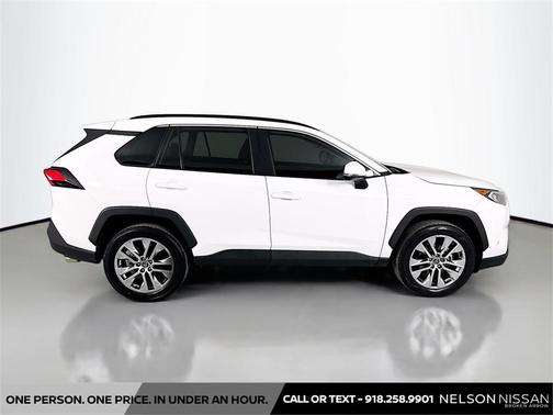 2020 Toyota RAV4 XLE Premium