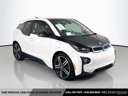 Capparis White w/BMW i Frozen Blue Accent 2016 BMW i3 Base w/Range Extender