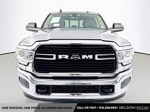 2020 RAM 2500 Tradesman Crew Cab 4X4 6'4' Box