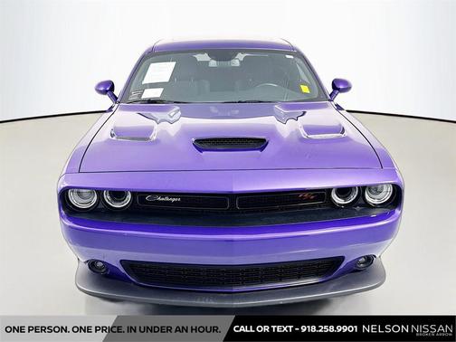 Plum Crazy Pearlcoat 2023 Dodge Challenger R/T Scat Pack
