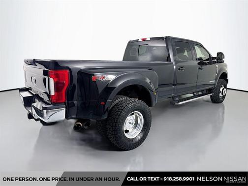 AGATE BLACK 2019 Ford F-350 Lariat