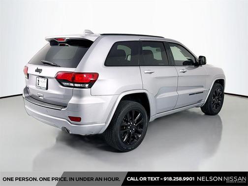 Billet Silver Metallic Clearcoat 2021 Jeep Grand Cherokee Laredo