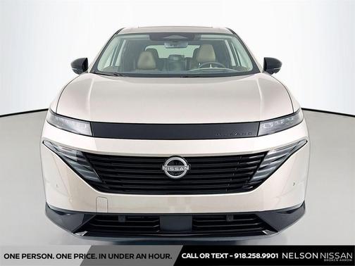Champagne Silver Metallic 2026 Nissan Murano Platinum