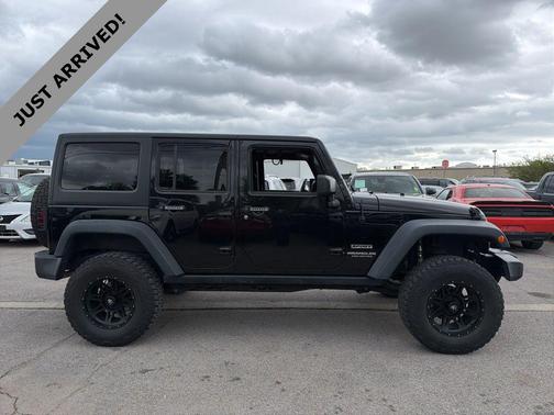 Black Clearcoat 2016 Jeep Wrangler Unlimited Sport
