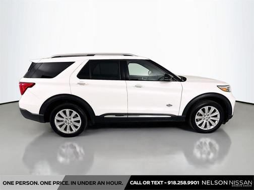 STAR WHITE MET TRI-COAT 2022 Ford Explorer King Ranch