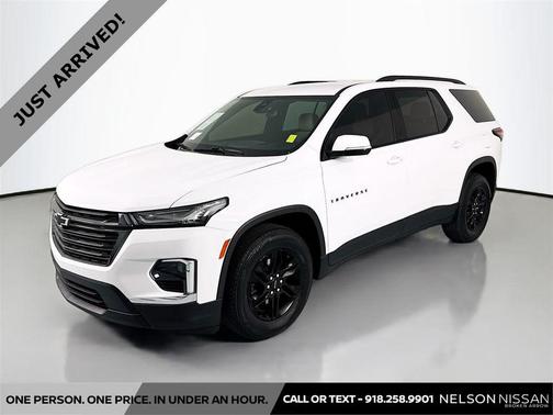 Summit White 2023 Chevrolet Traverse LS