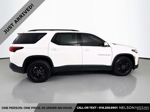 Summit White 2023 Chevrolet Traverse LS