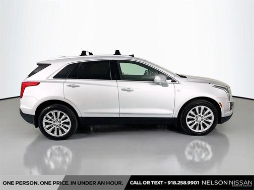 Radiant Silver Metallic 2017 Cadillac XT5 Platinum