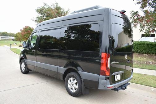 2022 Mercedes-Benz Sprinter 2500 Standard Roof