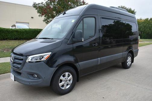 2022 Mercedes-Benz Sprinter 2500 Standard Roof