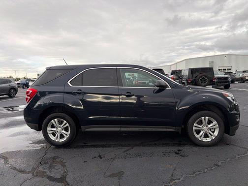 Blue Velvet Metallic 2017 Chevrolet Equinox LS