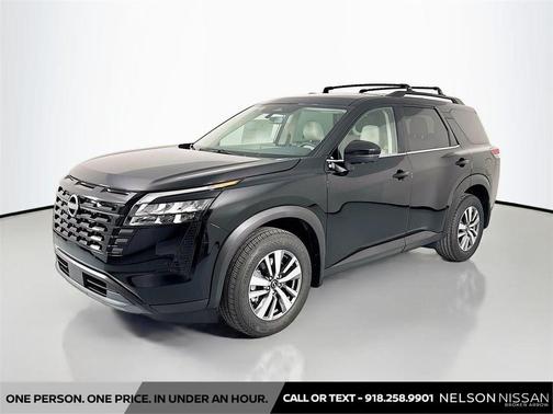Super Black 2026 Nissan Pathfinder SL