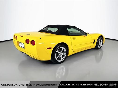 2002 Chevrolet Corvette Base
