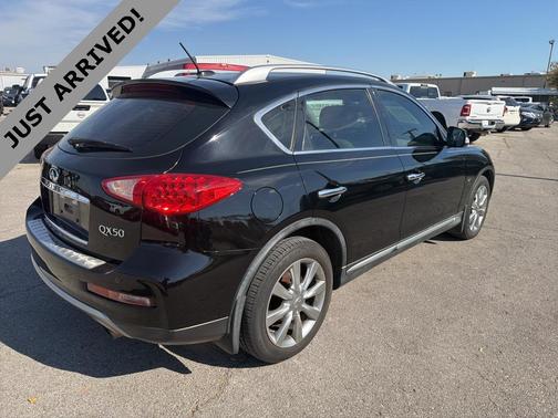 2017 INFINITI QX50 Base