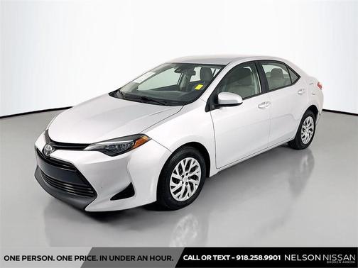 Classic Silver Metallic 2019 Toyota Corolla LE