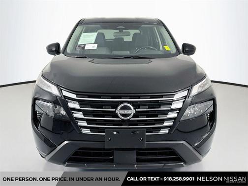 Super Black 2025 Nissan Rogue SV