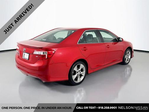 2014 Toyota Camry SE Sport