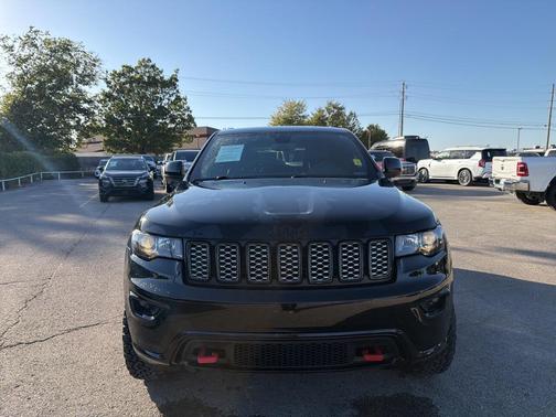 2022 Jeep Grand Cherokee Laredo