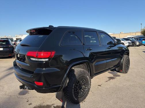 2022 Jeep Grand Cherokee Laredo