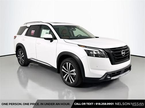 2025 Nissan Pathfinder Platinum 4WD