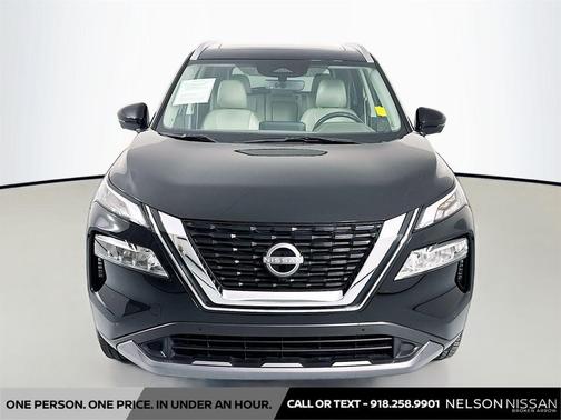 Super Black 2023 Nissan Rogue SL