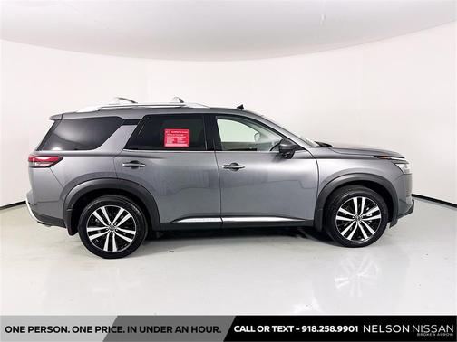 2024 Nissan Pathfinder Platinum FWD