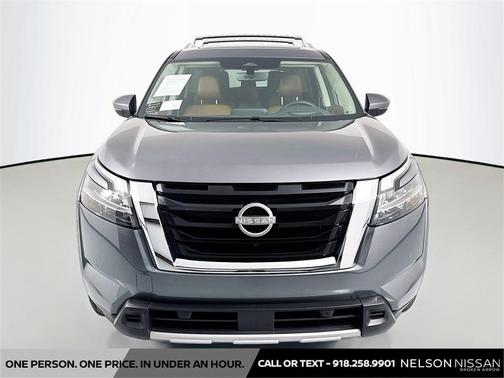 2024 Nissan Pathfinder Platinum FWD