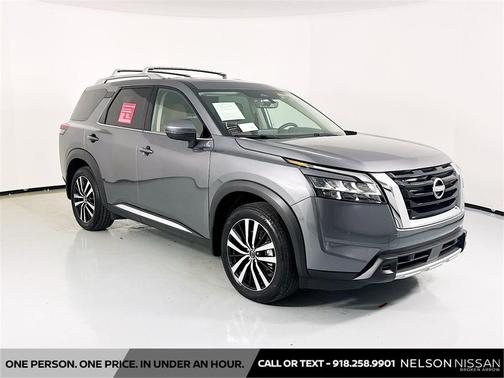 2024 Nissan Pathfinder Platinum FWD