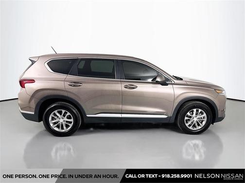 2019 Hyundai SANTA FE SE 2.4