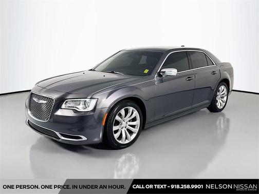 Granite Crystal Metallic Clearcoat 2018 Chrysler 300 Touring