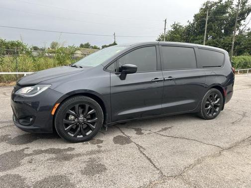 2019 Chrysler Pacifica Touring Plus