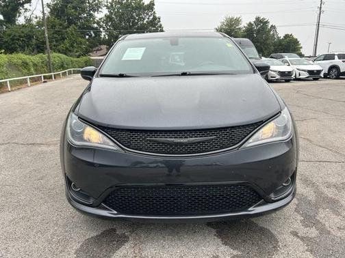 2019 Chrysler Pacifica Touring Plus