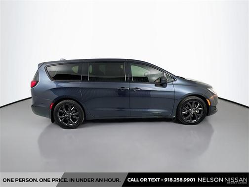2019 Chrysler Pacifica Touring Plus