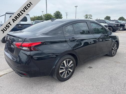 2021 Nissan Versa 1.6 SV