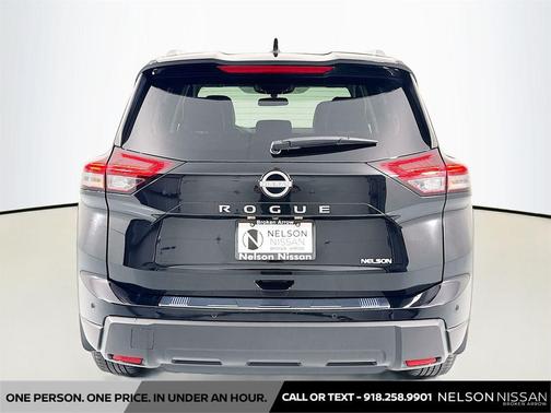 Super Black 2025 Nissan Rogue SV