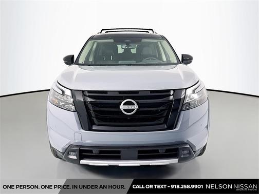 2025 Nissan Pathfinder Platinum 4WD