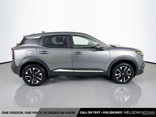 Gun Metallic 2025 Nissan Kicks SV