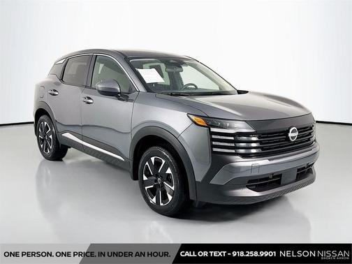 Gun Metallic 2025 Nissan Kicks SV