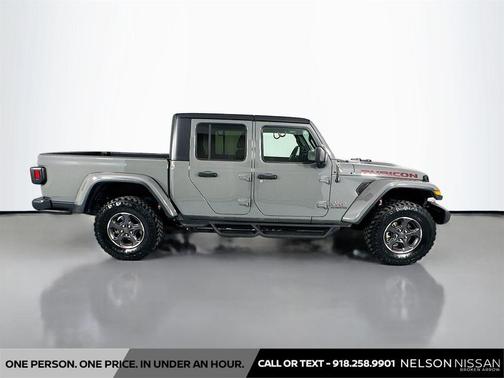 Sting-Gray Clearcoat 2020 Jeep Gladiator Rubicon