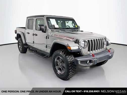 Sting-Gray Clearcoat 2020 Jeep Gladiator Rubicon