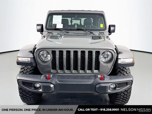 Sting-Gray Clearcoat 2020 Jeep Gladiator Rubicon