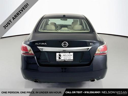 Storm 2015 Nissan Altima 2.5 SL