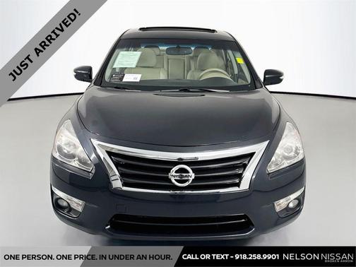 Storm 2015 Nissan Altima 2.5 SL